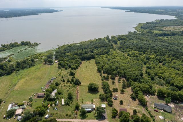 1006 S Telegraph Circle, Quinlan, TX 75474