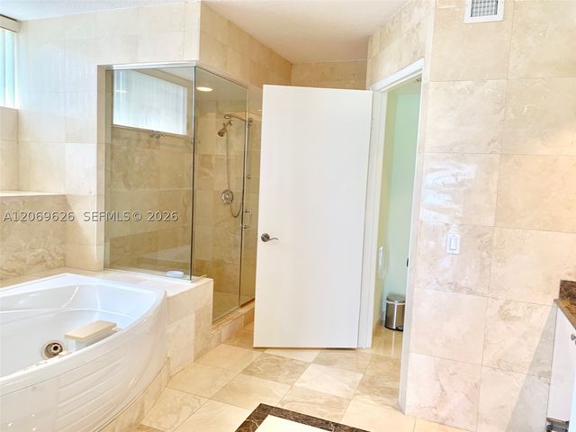 17555 Collins Ave 1503, Sunny Isles Beach, FL 33160