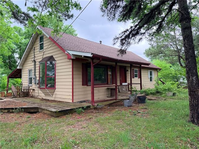 1409 Spring Road, Harrison, AR 72601