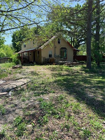 1409 Spring Road, Harrison, AR 72601