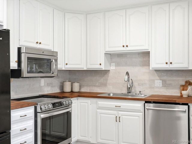 6102 Jellison Way, Arvada, CO 80004