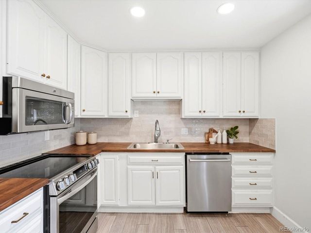 6102 Jellison Way, Arvada, CO 80004