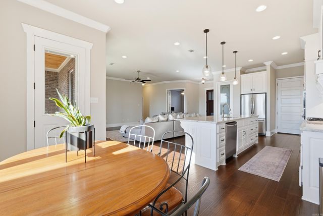 9141 Rapid Water Drive, Sherwood, AR 72120