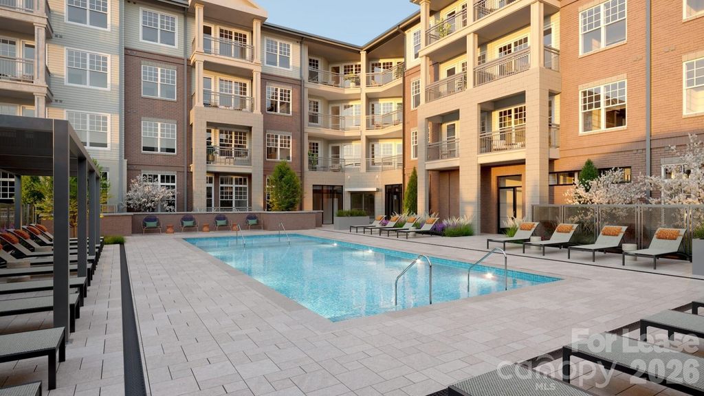 10500 Midway Park Drive B1, Charlotte, NC 28277
