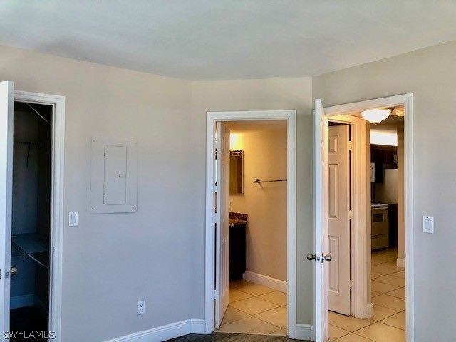 150 SANTA CLARA DR 15, Naples, FL 34104