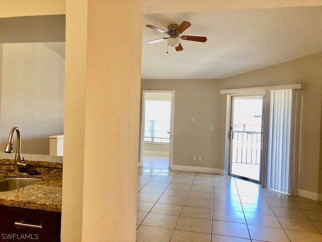 150 SANTA CLARA DR 15, Naples, FL 34104