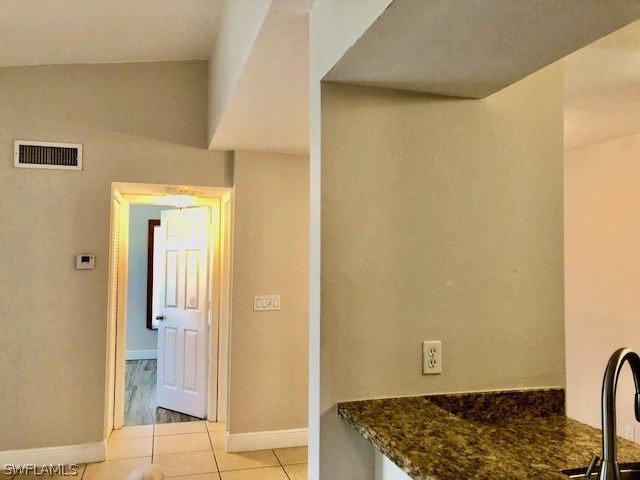 150 SANTA CLARA DR 15, Naples, FL 34104