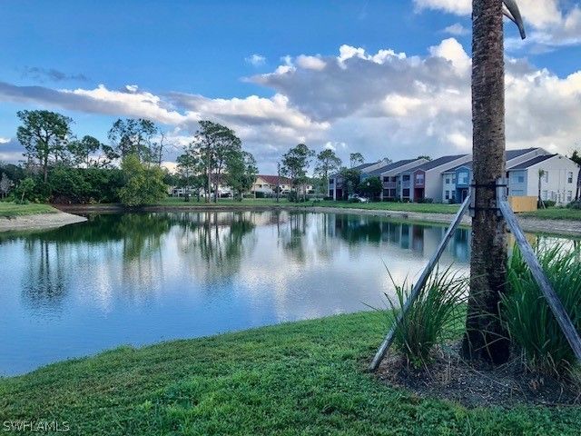 150 SANTA CLARA DR 15, Naples, FL 34104