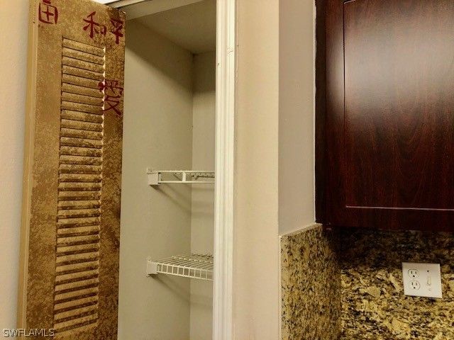 150 SANTA CLARA DR 15, Naples, FL 34104