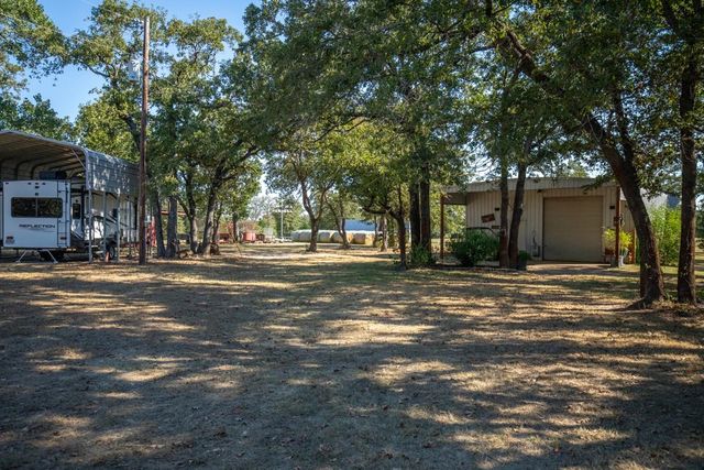3321 County Road 457, Thorndale, TX 76577