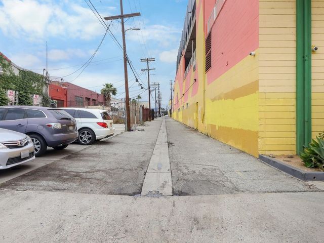 2655 Short Street, Los Angeles, CA 90023