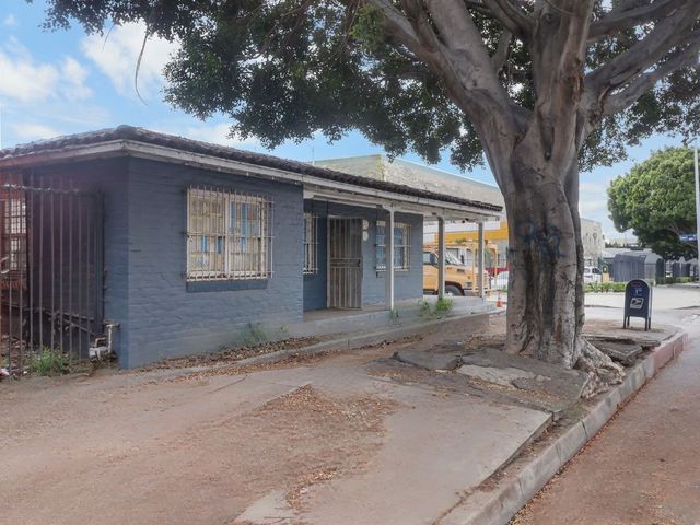 2655 Short Street, Los Angeles, CA 90023