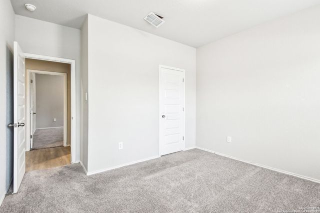 712 Ridge View, Seguin, TX 78155