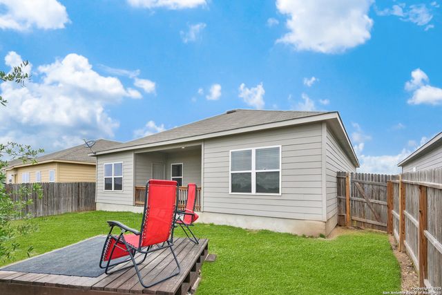 712 Ridge View, Seguin, TX 78155