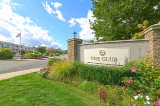212 Clubhouse Circle 212, Melville, NY 11747