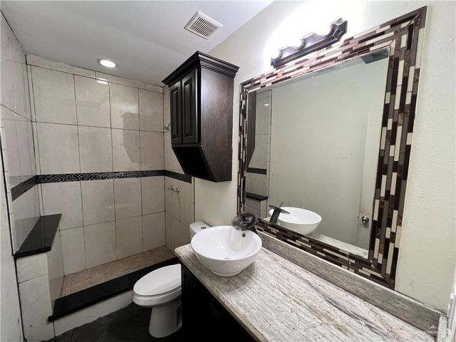 1814 W Pecador Drive, Edinburg, TX 78541