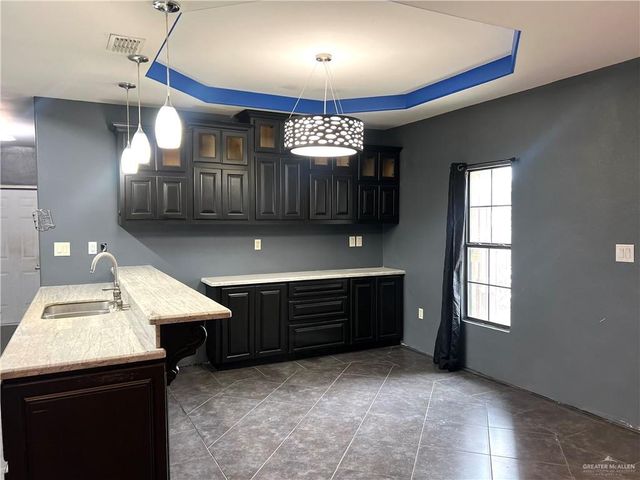 1814 W Pecador Drive, Edinburg, TX 78541