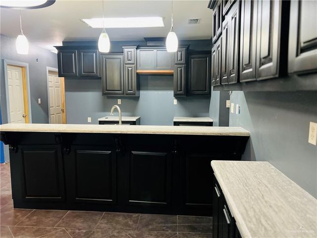 1814 W Pecador Drive, Edinburg, TX 78541