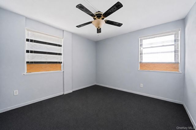 9137 153 Avenue 1, Lindenwood, NY 11414