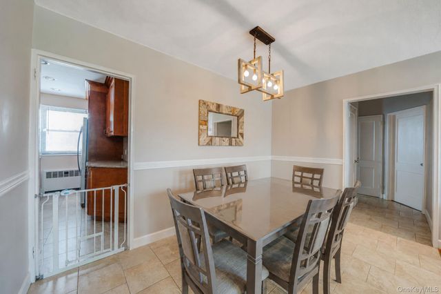 9137 153 Avenue 1, Lindenwood, NY 11414