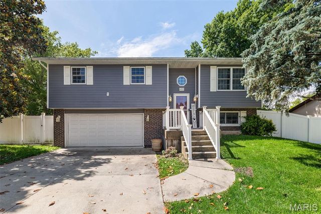430 Reid Avenue, Troy, IL 62294