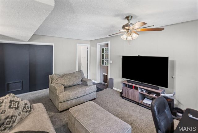430 Reid Avenue, Troy, IL 62294