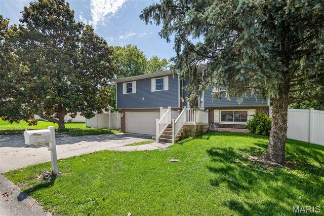 430 Reid Avenue, Troy, IL 62294
