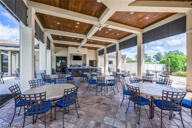 2352 Anguilla DR 201, Naples, FL 34120