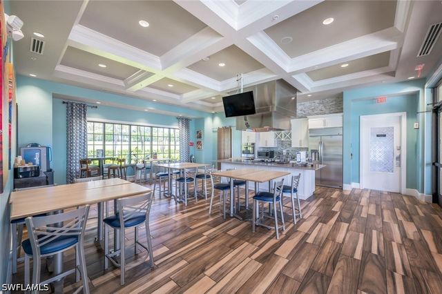 2352 Anguilla DR 201, Naples, FL 34120