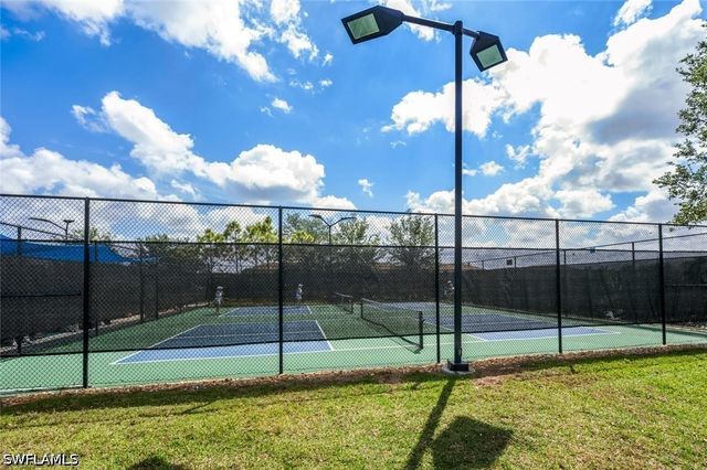 2352 Anguilla DR 201, Naples, FL 34120