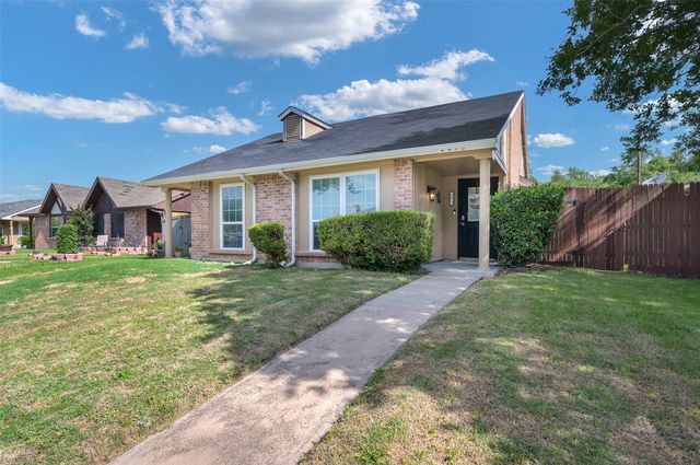 4410 Chapman Street, The Colony, TX 75056