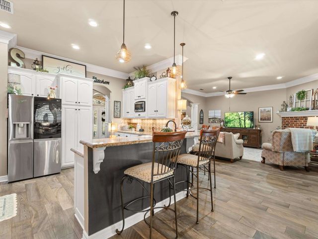 105 Canvasback CT, Gilmer, TX 75645