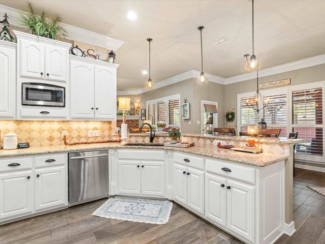 105 Canvasback CT, Gilmer, TX 75645