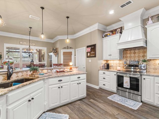 105 Canvasback CT, Gilmer, TX 75645