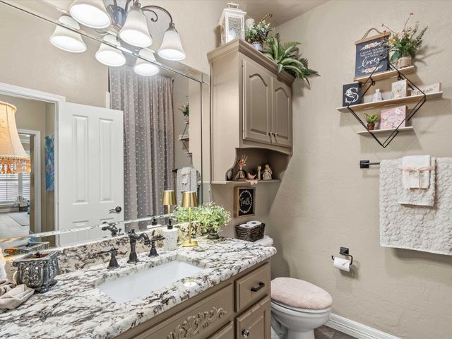 105 Canvasback CT, Gilmer, TX 75645