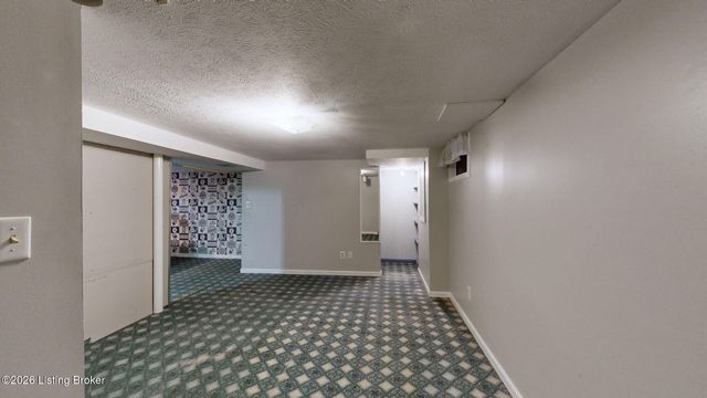 254 Oakridge Ct, Mt Washington, KY 40047