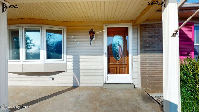 254 Oakridge Ct, Mt Washington, KY 40047