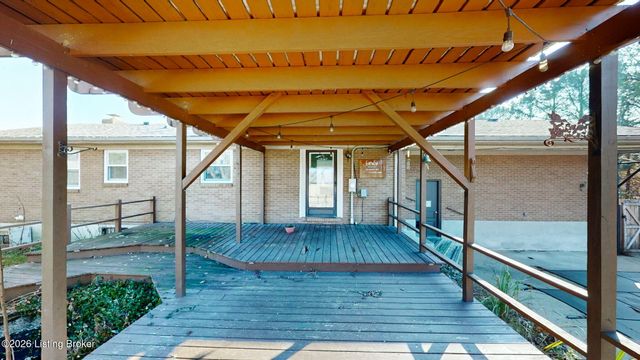 254 Oakridge Ct, Mt Washington, KY 40047