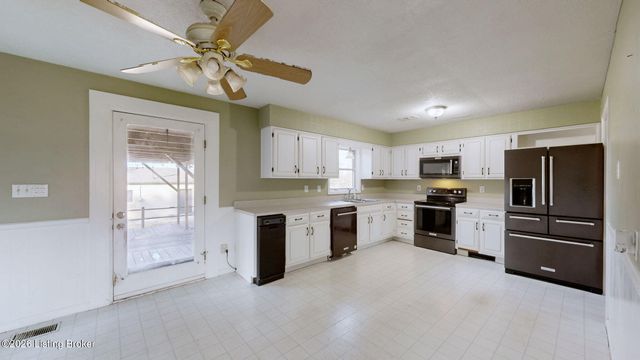 254 Oakridge Ct, Mt Washington, KY 40047