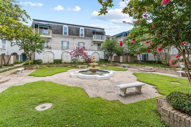 2601 Bellefontaine Street C104, Houston, TX 77025