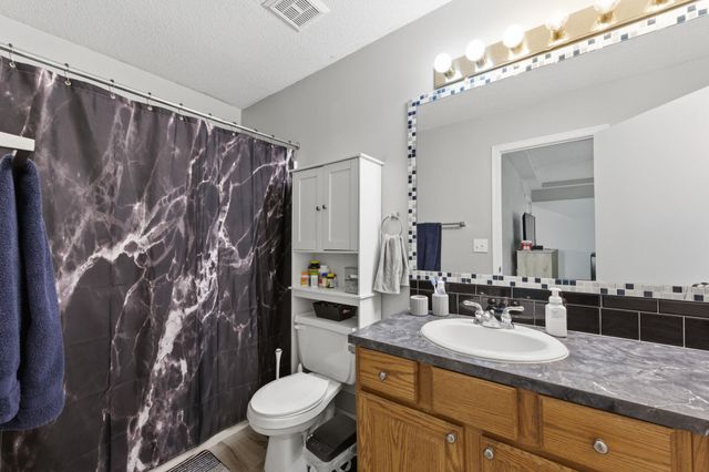 1141 S Longford, Wichita, KS 67207