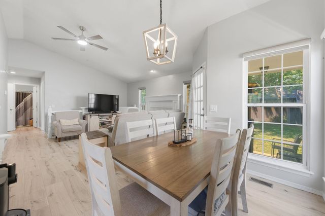 1141 S Longford, Wichita, KS 67207