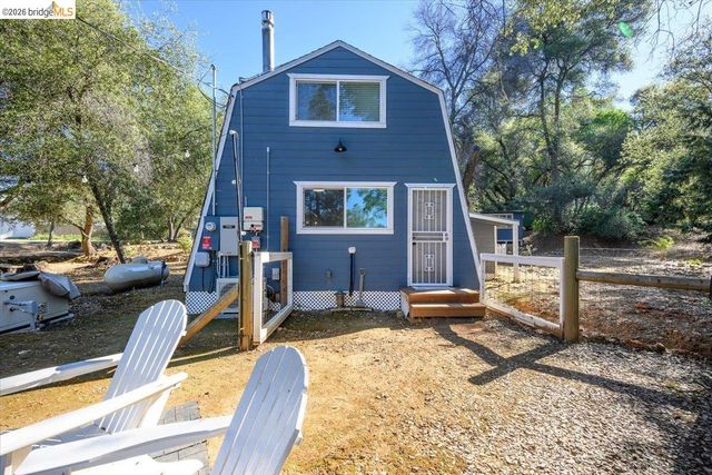 11741 Campo Seco Rd, Sonora, CA 95370