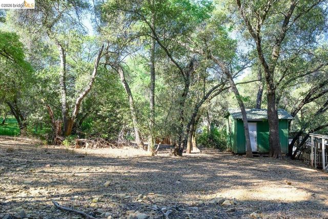 11741 Campo Seco Rd, Sonora, CA 95370