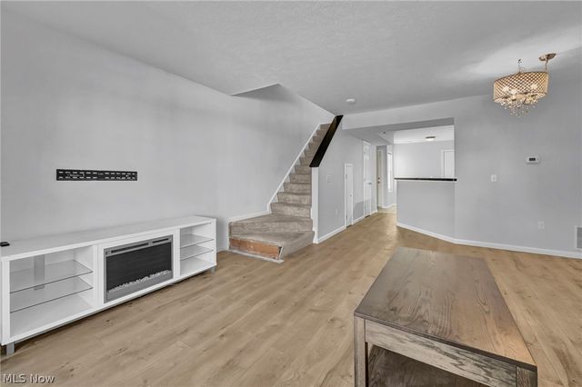 15496 Shaleside Court, Middleburg Heights, OH 44130