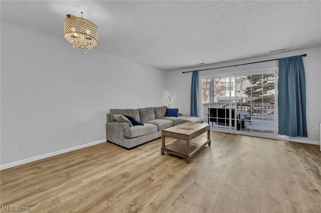 15496 Shaleside Court, Middleburg Heights, OH 44130