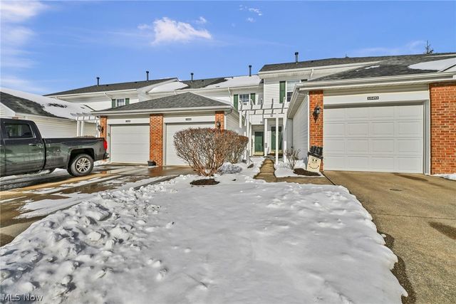 15496 Shaleside Court, Middleburg Heights, OH 44130