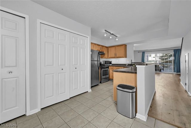 15496 Shaleside Court, Middleburg Heights, OH 44130