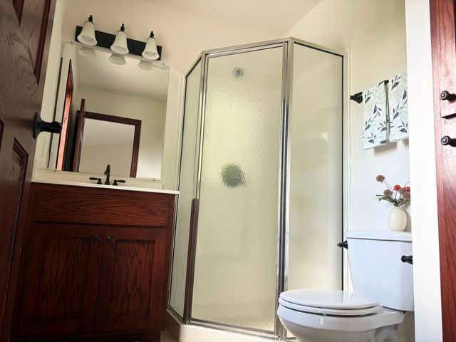 7910 166th Street W, Lakeville, MN 55044
