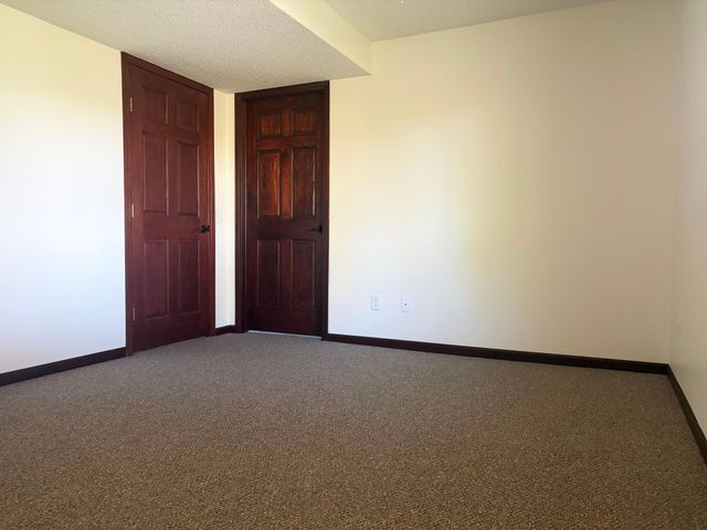 7910 166th Street W, Lakeville, MN 55044